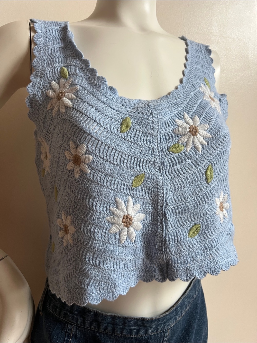 Blue Daisy Crochet Crop Tank Top - Women's Floral Knit